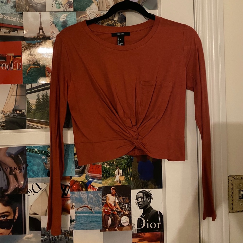 women’s top